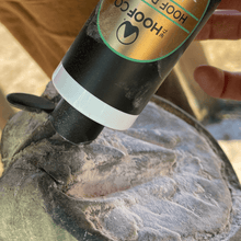 Load image into Gallery viewer, Hoof Powder Absorbent with Peppermint and Lemongrass