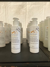 Load image into Gallery viewer, Molly & Max Hot Oil -Limited Edition Mandarin & Mimosa