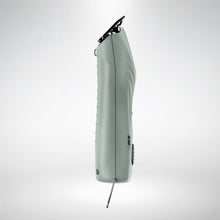 Load image into Gallery viewer, Wahl KMC+ Cordless Pro Animal Clipper