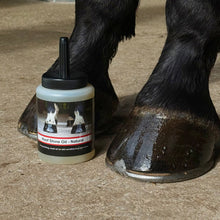 Load image into Gallery viewer, Hoof Shine Oil
