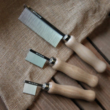 Load image into Gallery viewer, Smart Grooming Quarter Marker Comb Set
